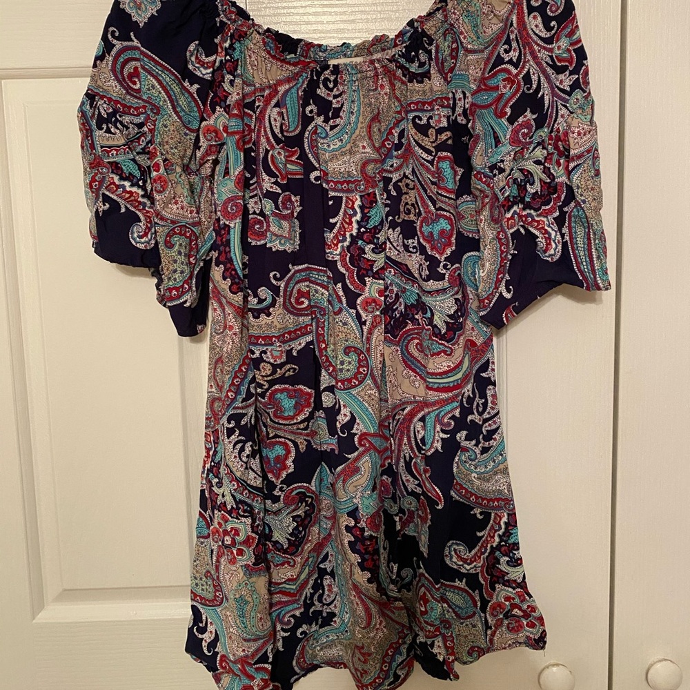 Short dress or tunic top